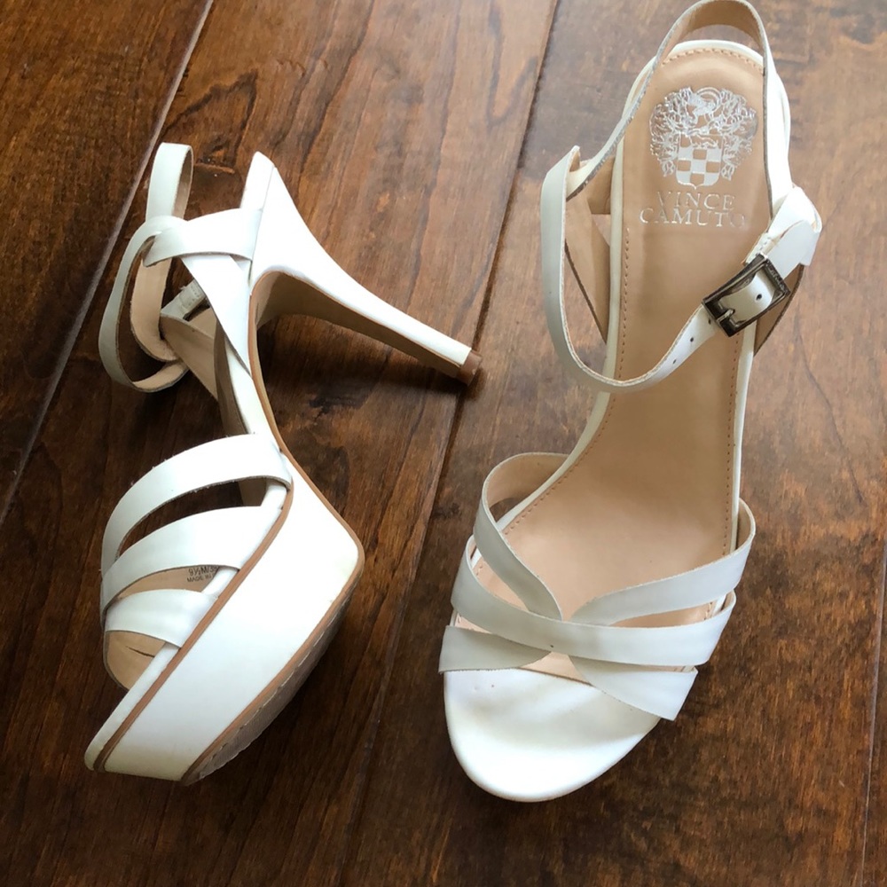 Vince Camuto Heels (white)